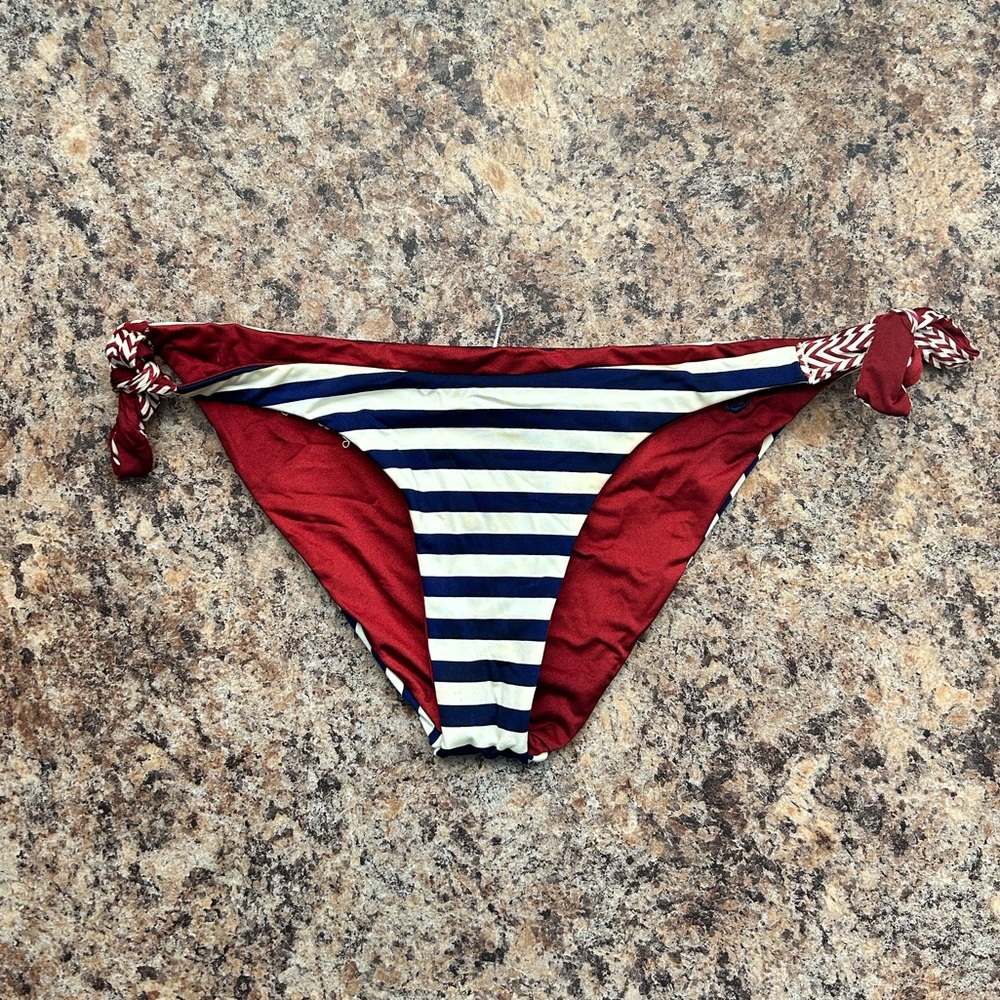 Volcom Reversible Tie-Side Bikini Bottoms, Size S/M